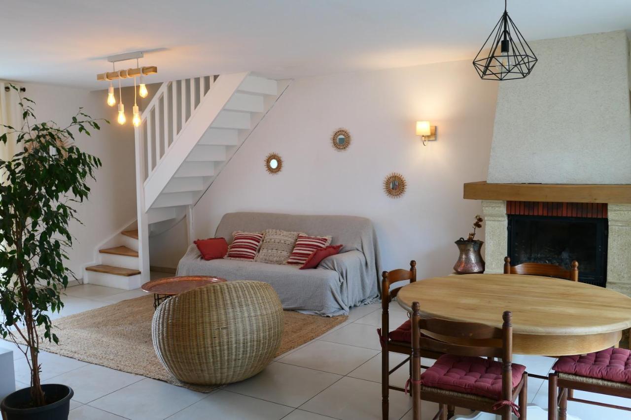 Lodge De La Vigneronne Châtillon-sur-Marne Екстериор снимка
